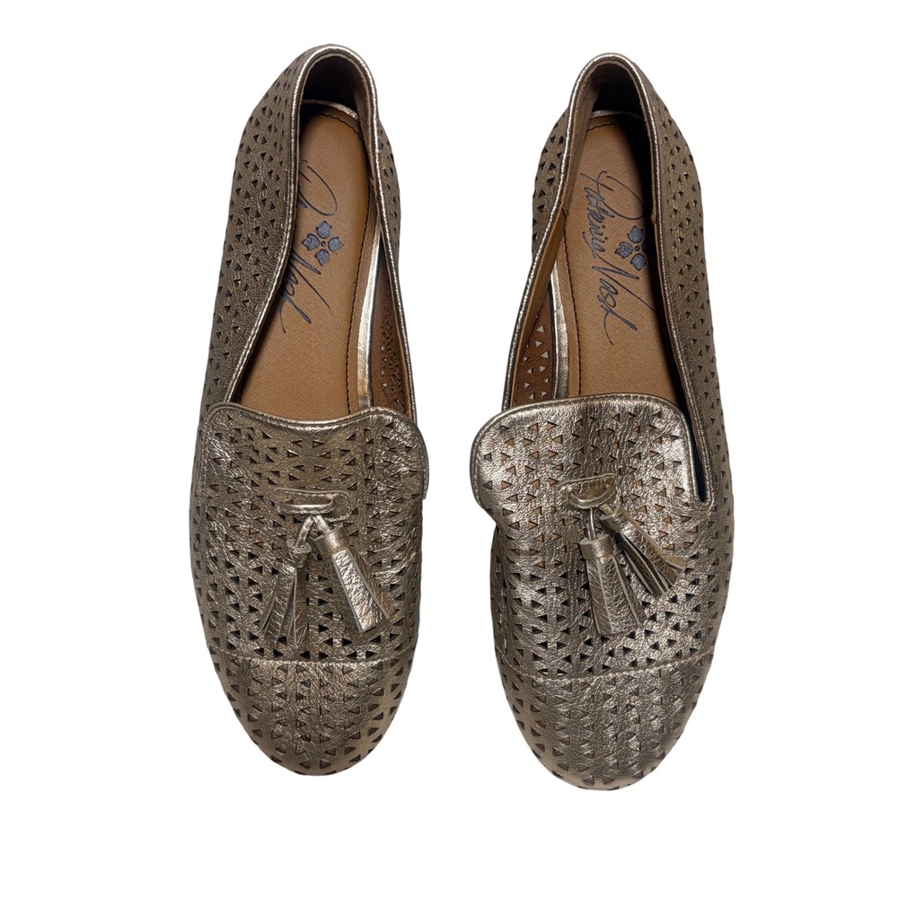 Patricia Nash Borrego Gold Metallic Laser Cut Leather Tassel Loafers Preppy Chic